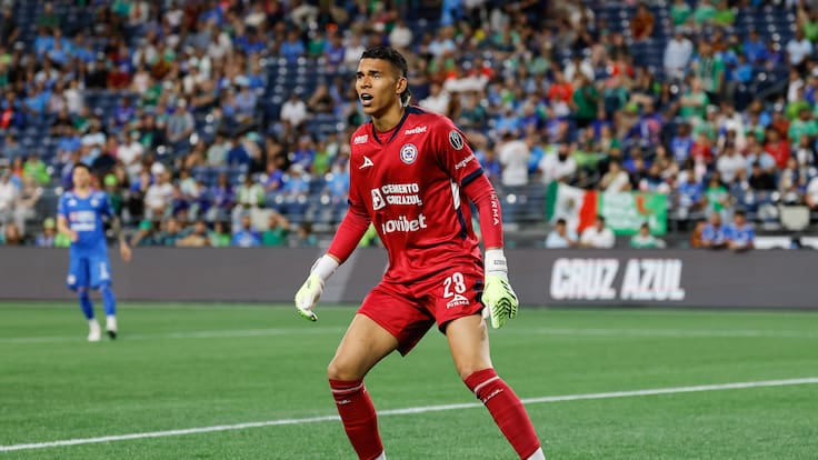 Kevin Mier recibe el alta médica: El plan de Cruz Azul para el regreso del colombiano