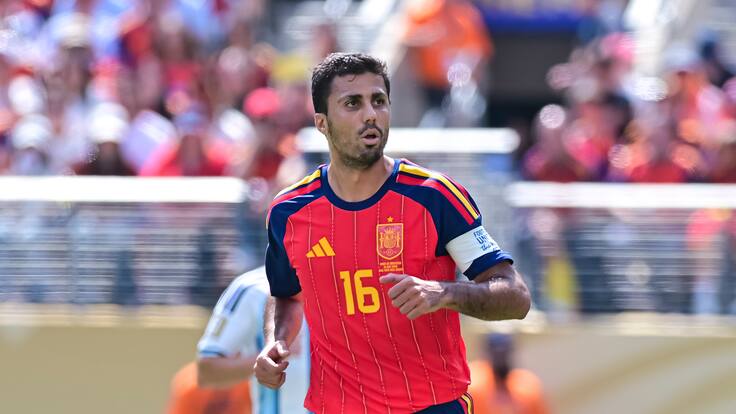 Barcelona y Manchester City siguen sin un acuerdo por Rodri