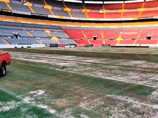 Cancha del Jalisco, destrozada por concierto de Romeo Santos