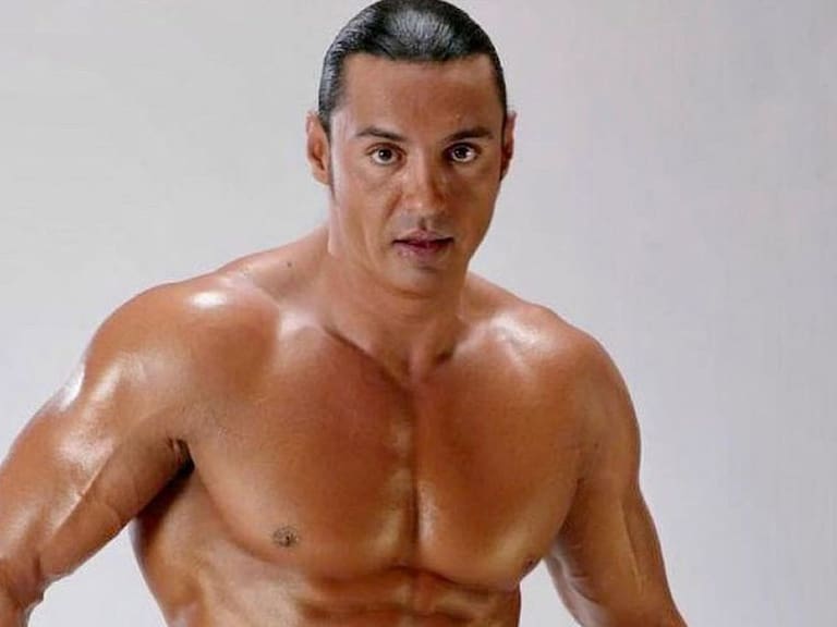 Latin Lover volverá a la Lucha Libre