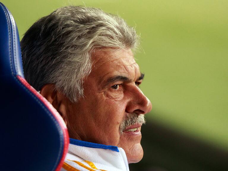 Ricardo Ferretti reveló que durante su interinato se le impusieron jugadores