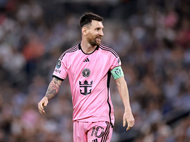 ‘Messi solo les hizo goles, no tienen por qué insultarlo’ , periodistas argentinos tiran Contra México