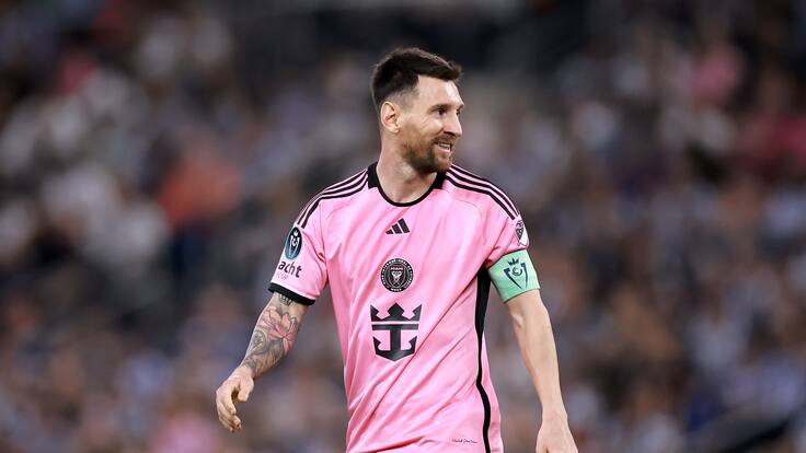 ‘Messi solo les hizo goles, no tienen por qué insultarlo’ , periodistas argentinos tiran Contra México