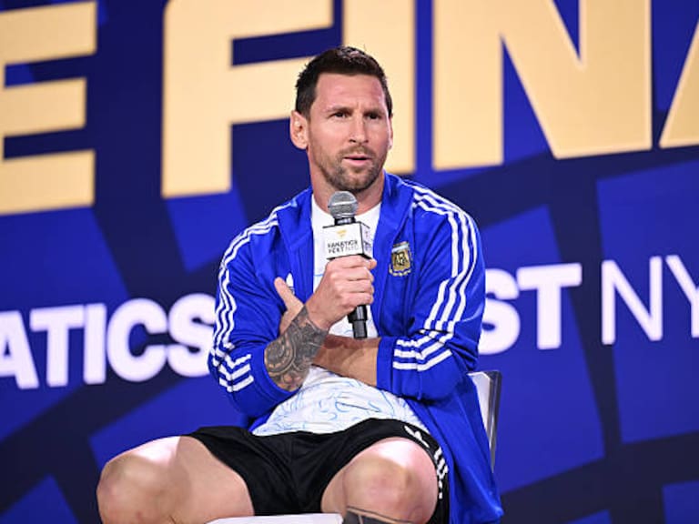 Lionel Messi, cerca de comprar al CD Eldense