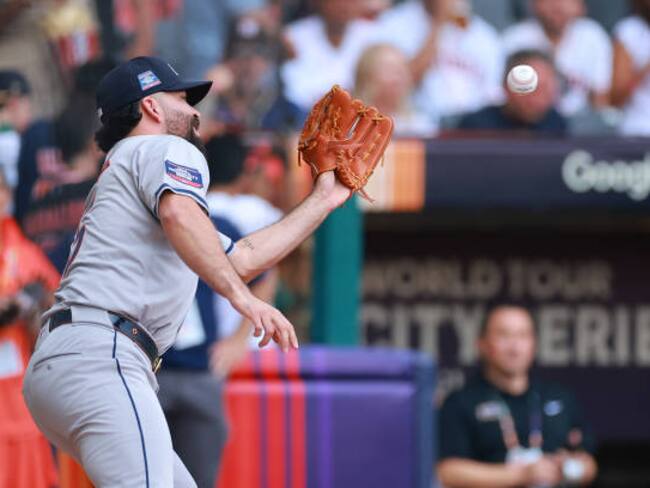 José Urquidy se someterá a cirugía y se perderá la temporada con los Astros