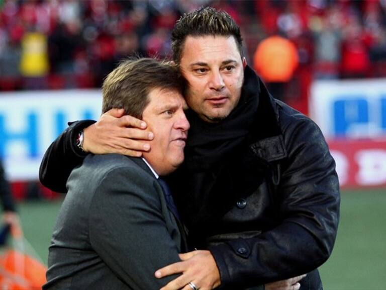 Antonio Mohamed y Miguel Herrera . Foto: Getty Images