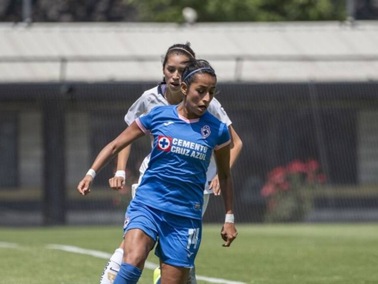 Sharon Barba, jugadora del Cruz Azul . Foto: Mexsport