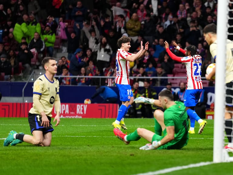 Atlético de Madrid vence al Barcelona por goleada en la Copa del Rey