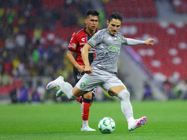 Raphael Veiga falla y “Ponchito” González sentencia: América pierde ante Atlas y cae al octavo lugar