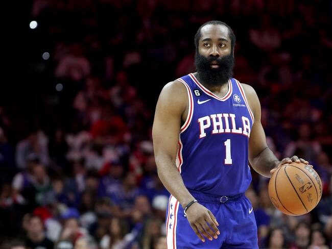 Philadelphia traspasa a James Harden a los Clippers