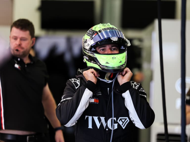 Checo Pérez con Cadillac en Fórmula 1
