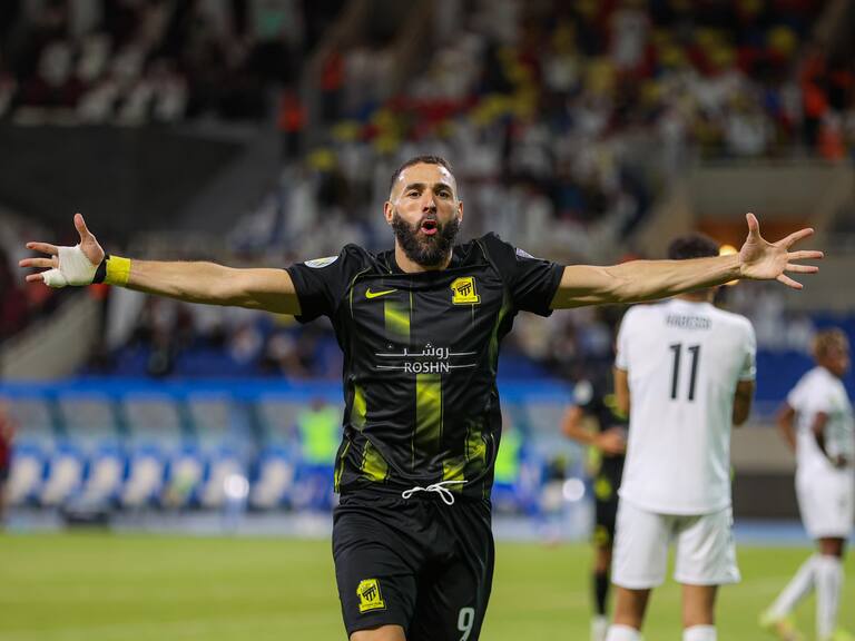 Al Ittihad | Benzema concretando festejando un gol