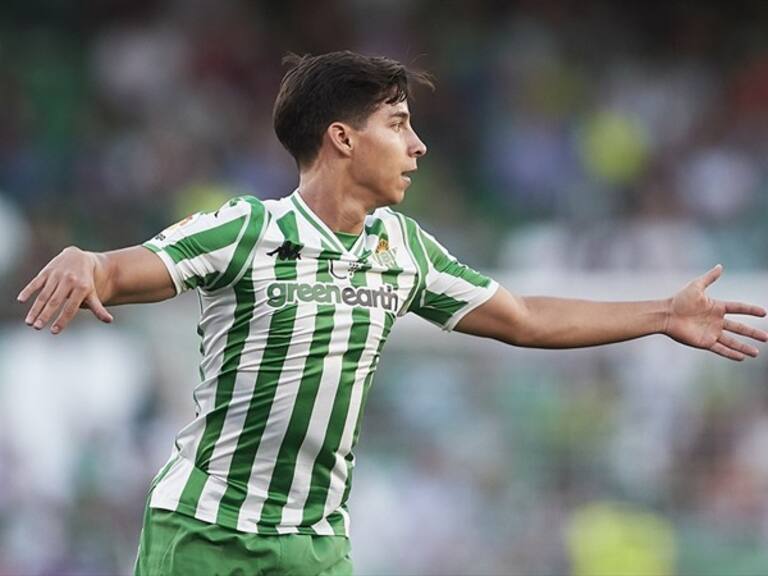 Diego Lainez con el Betis . Foto: Getty Images