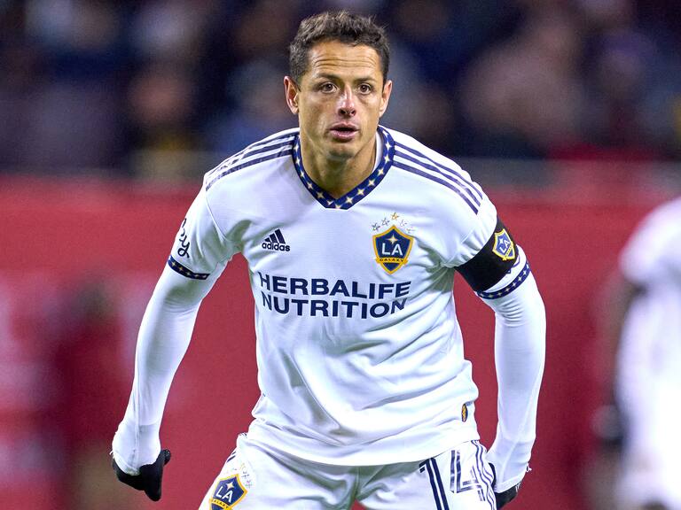 Javier Hernández le mandó mensaje a Santiago Giménez