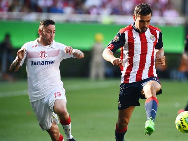 Oswaldo Alanís en un juego con Chivas. Foto: Getty Images