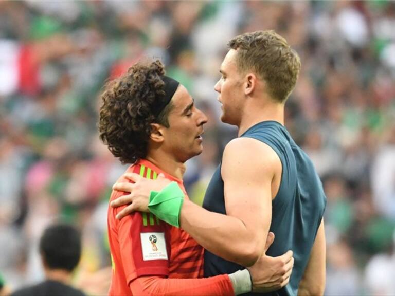 Memo Ochoa y Manuel Neuer. Foto: Getty Images