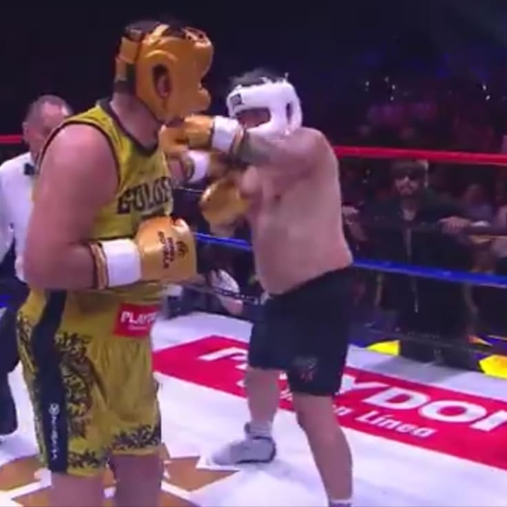 Alfredo Adame fulmina a Carlos Trejo en la “Pelea del Siglo”