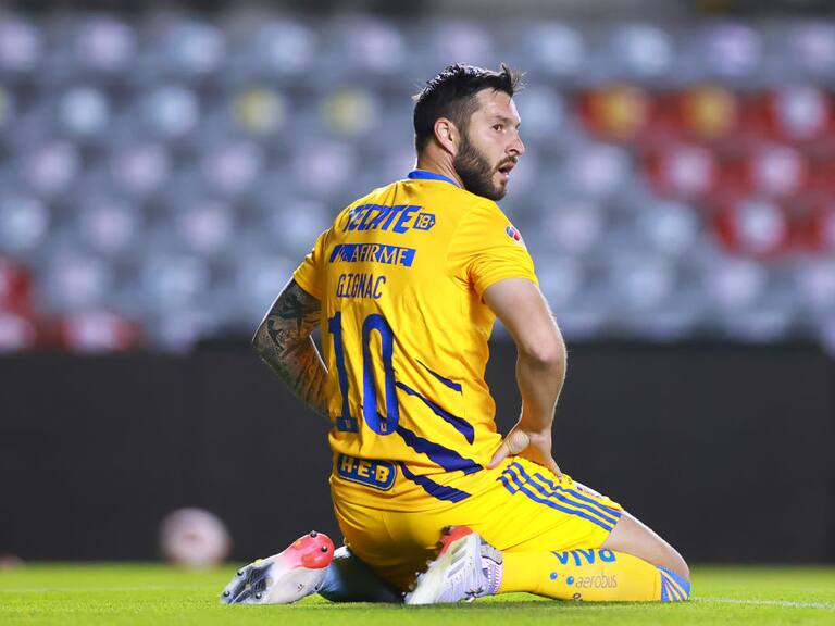 Gignac recibió burlas de los hinchas de River Plate