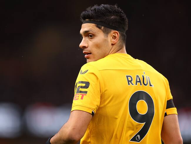 Raúl Jiménez, borrado de los Wolves y el equipo mejoró