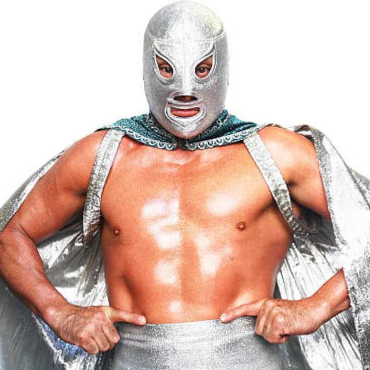 El Hijo del Santo se retira de la lucha libre tras 43 años de carrera