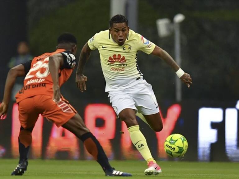 Michael Arroyo jugando con el América. Foto: Getty Images