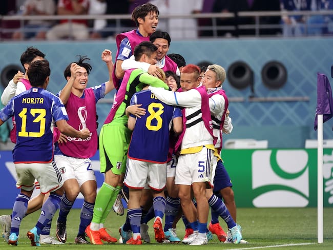 Japón derrota a España y avanza a los octavos de final como líder en el grupo de la muerte