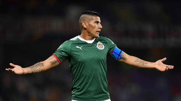 ¡Fue duro! Carlos Salcido criticó el pobre trabajo en fuerzas básicas en México