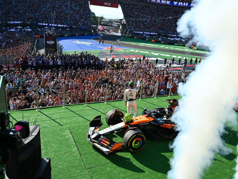 Lando Norris triunfó en el GP de México de la Fórmula 1 y le pone emoción al final de temporada