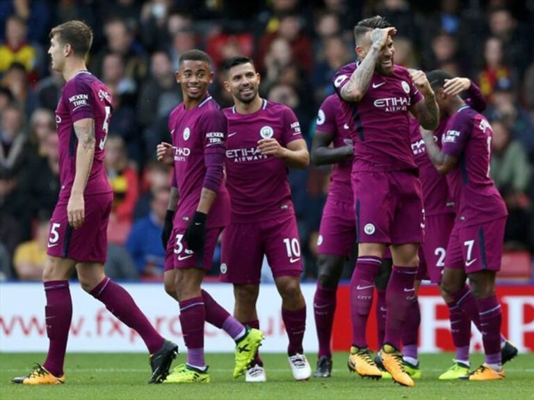Jugadores celebran gol . Foto: Getty Images