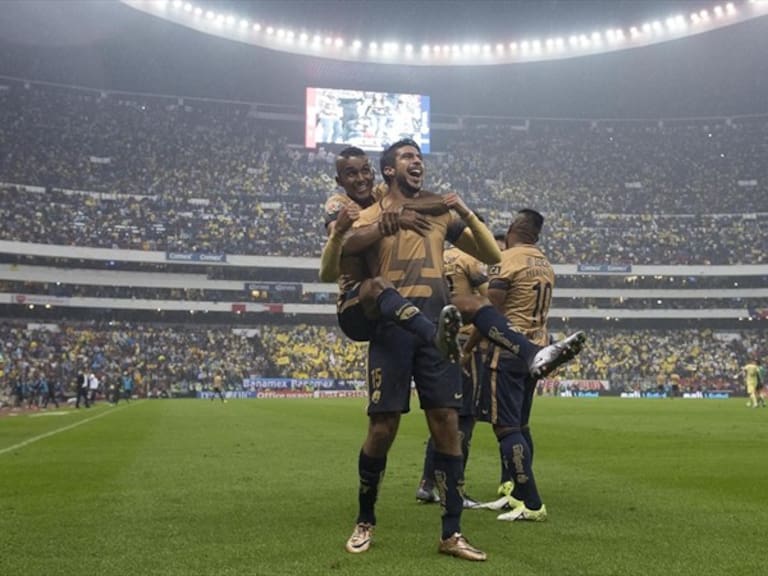 Herrera festejando su tanto vs América. Foto: Getty images