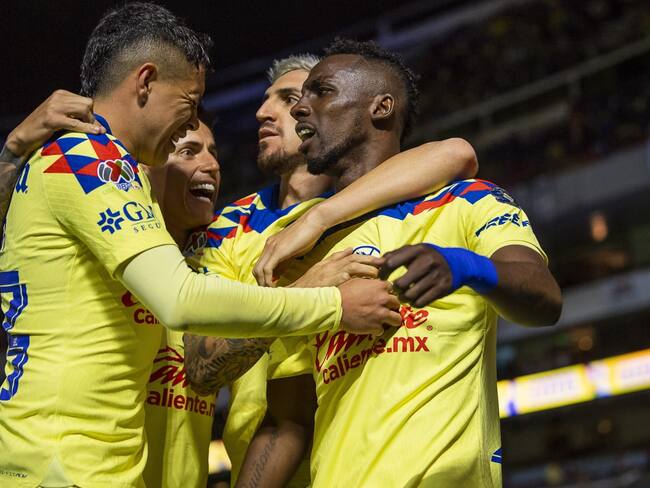 América regresa a la senda del triunfo, tras derrotar al Necaxa