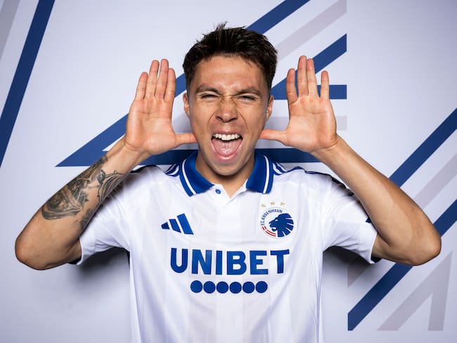 Rodrigo Huescas vuelve con el Copenhague y mantiene viva la ilusión de estar en el Mundial 2026