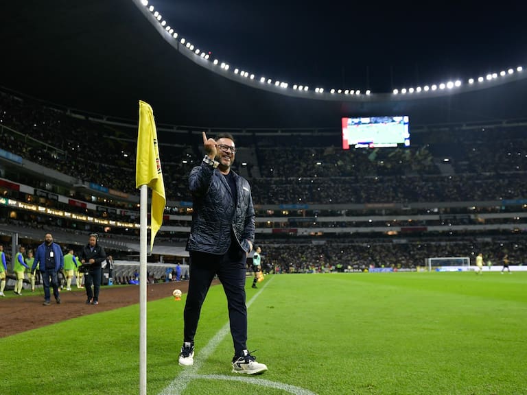 El Turco se robó el show ante América