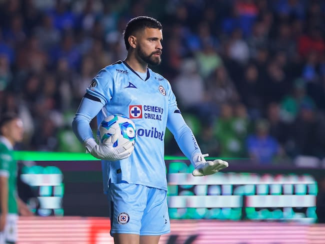 Andrés Gudiño a Atlante: Cruz Azul abre la puerta a su salida en el Apertura 2026
