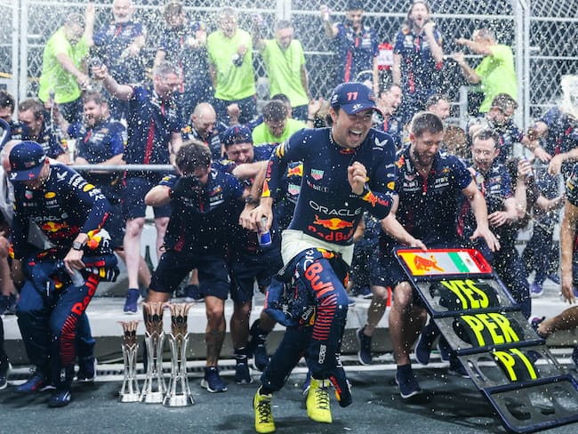 Jos Verstappen no quedó muy satisfecho con la victoria de Checo Pérez; ‘No tiene la oportunidad de ganar tan a menudo’