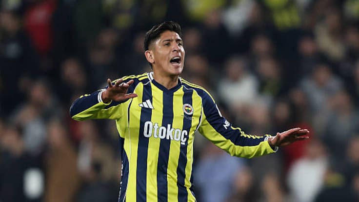 Edson Álvarez vuelve a sonar en Ámsterdam: el movimiento que podría cambiar su futuro