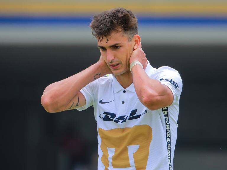 Juan Dinenno continua ganando cariño en Pumas