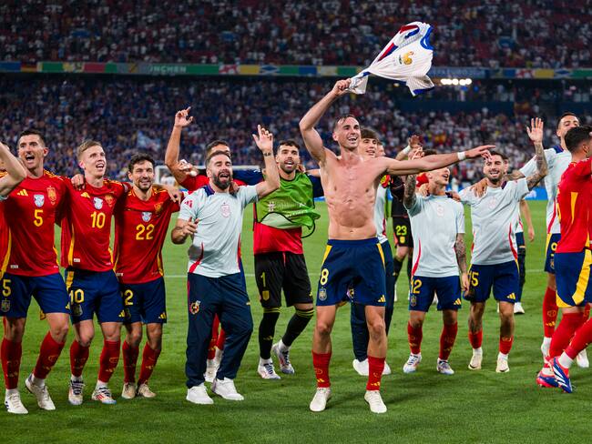 Selección de España vuelve a la final de la Eurocopa tras vencer a Francia 2-1
