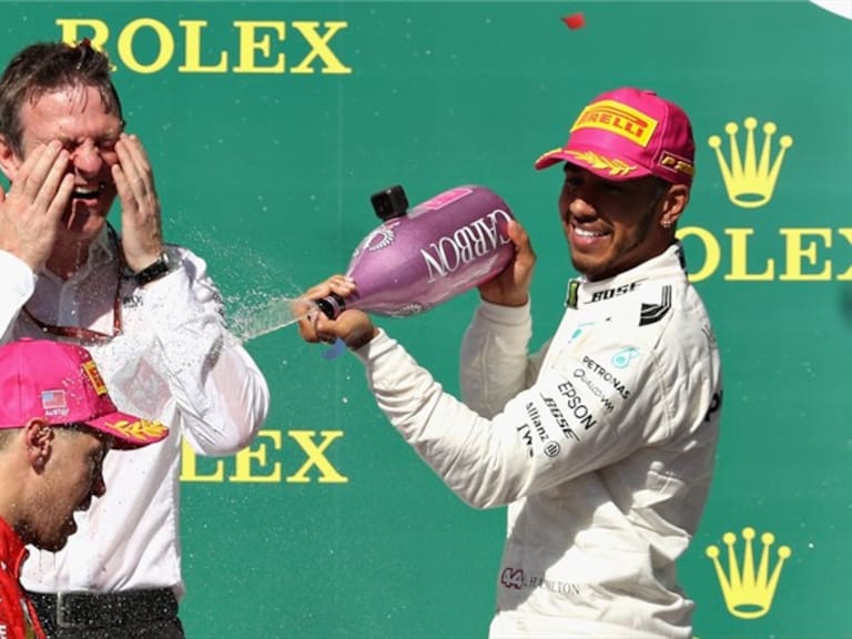 Lewis Hamiton festejando. Foto: Getty Images