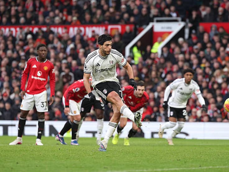Raúl Jiménez se convierte en el mejor cobrador de penales de la Premier League y alcanza 200 goles