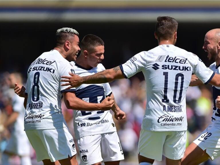 Carlos González, Pumas golea a San Luis. Foto: Mexsport