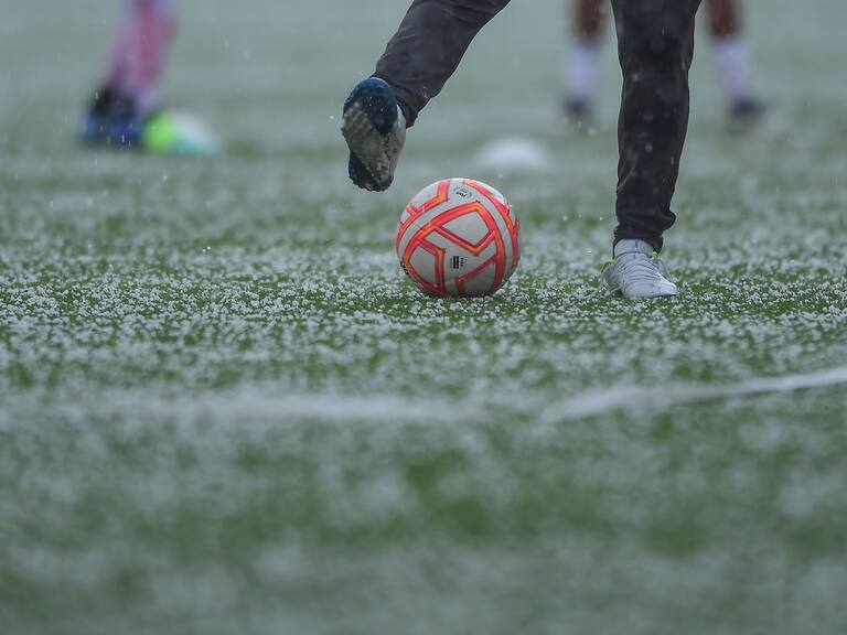 Juego retrasado por intesa lluvia