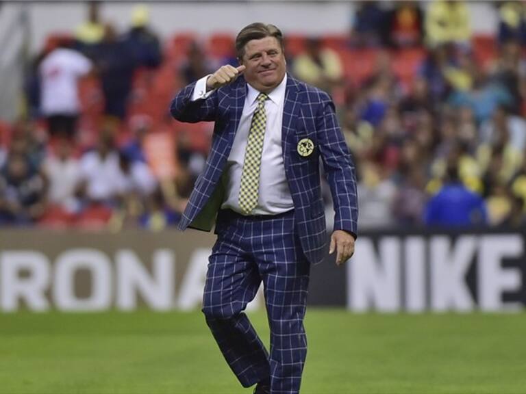 Miguel Herrera renovará con el América . Foto: Mexsport