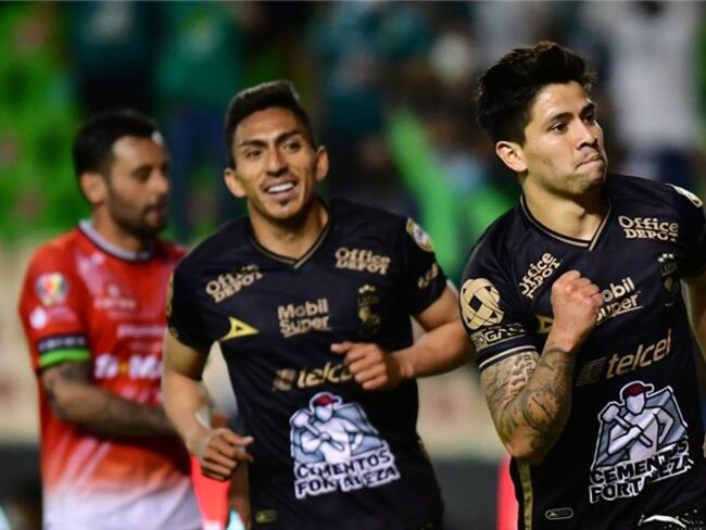 León doma a los Bravos y quiere boleto directo a liguilla