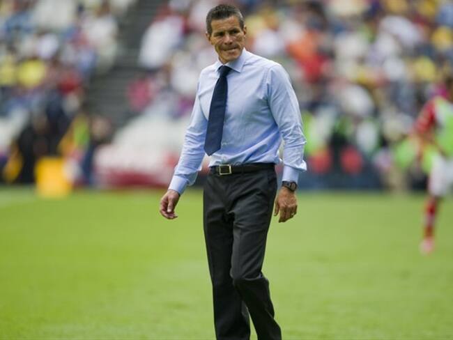 Alfredo Tena llena de elogios a Álvaro Fidalgo