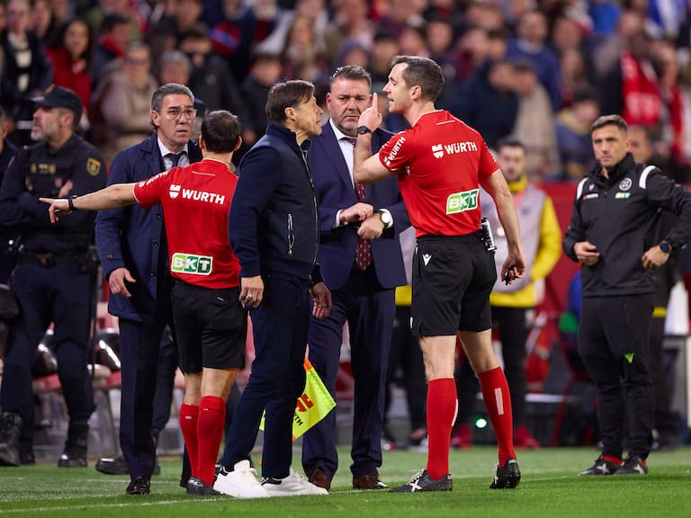 Matías Almeyda recibe siete partidos de suspensión en LaLiga