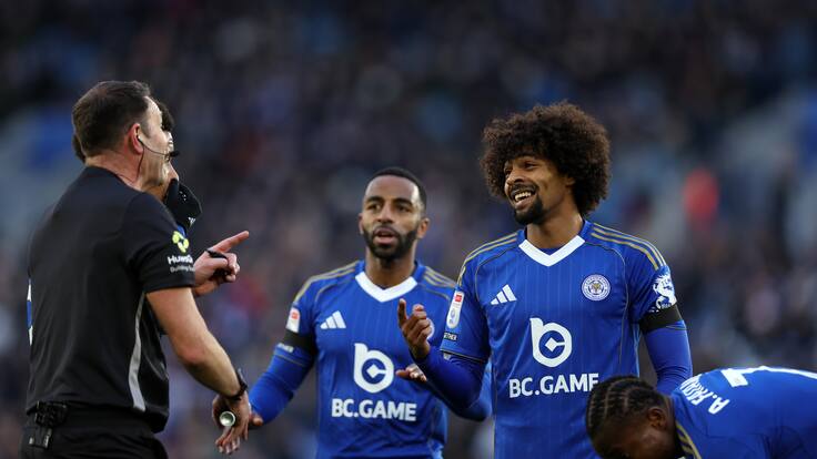 Liecester City es sancionado con seis puntos por vulnerar reglas financieras; ¡Cerca del descenso!