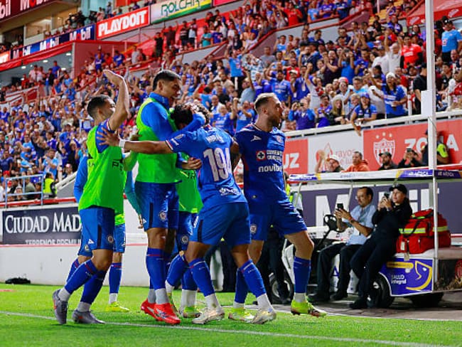 Cruz Azul revive su uniforme negro para enfrentar al Puebla