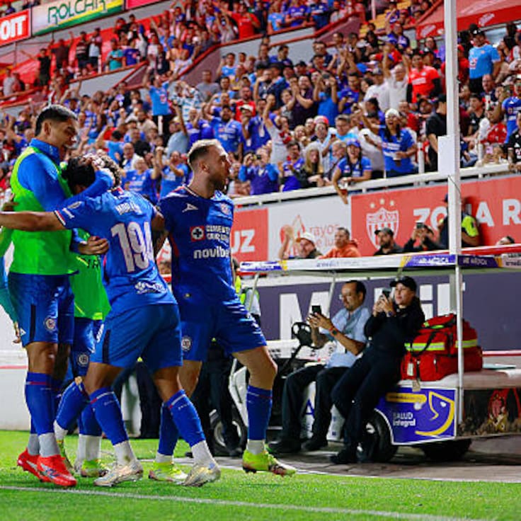 Cruz Azul revive su uniforme negro para enfrentar al Puebla