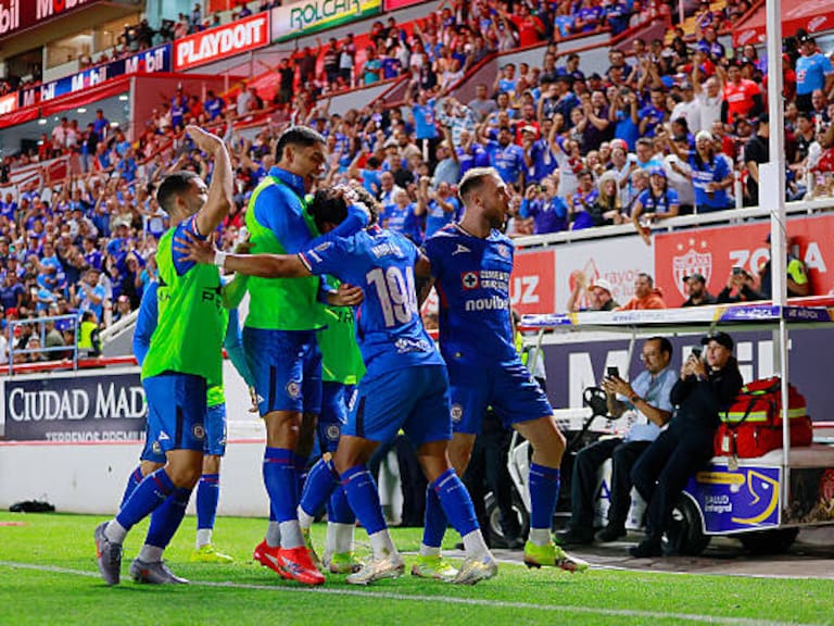 Cruz Azul revive su uniforme negro para enfrentar al Puebla